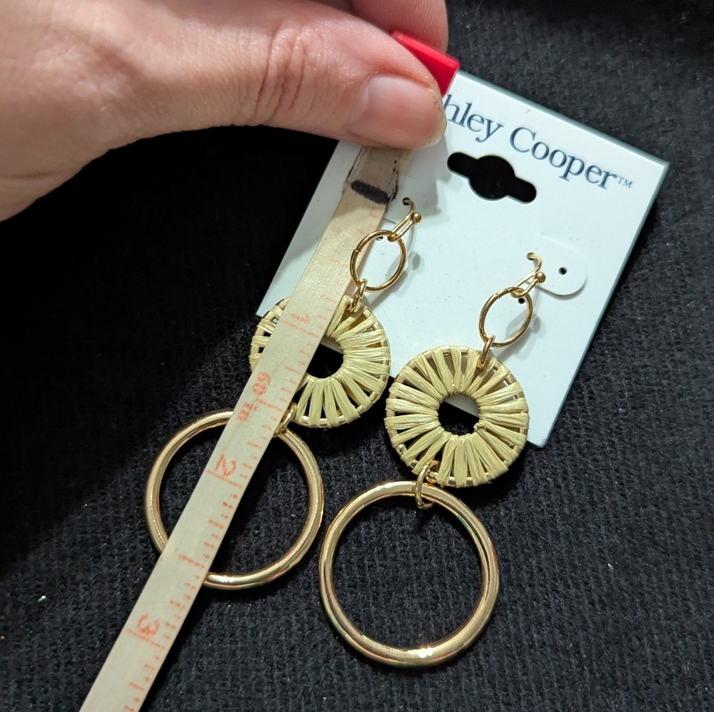 Ashley Cooper Gold Hoop Cream Raffia Dangle Drop Statement Earrings - Picture 2 of 2